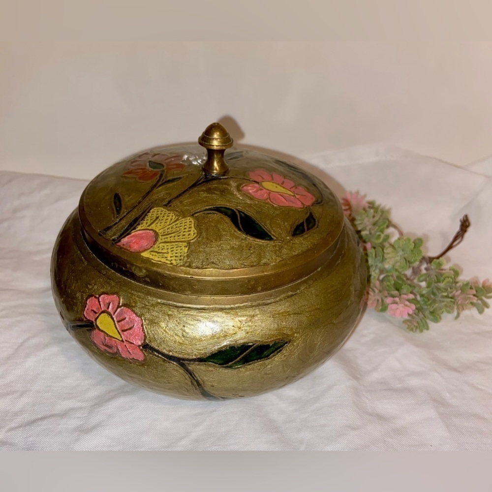 Vintage Brass enameled hand painted floral golden Bowl with lid - Picture 4 of 15
